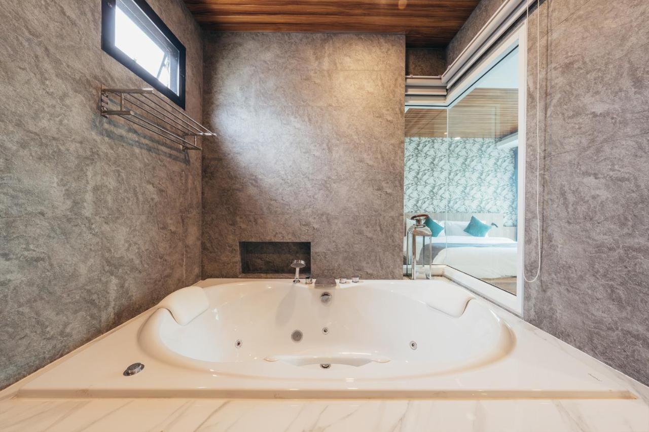 Poonsiri Varich Pool Villa Aonang Ao Nang Eksteriør bilde